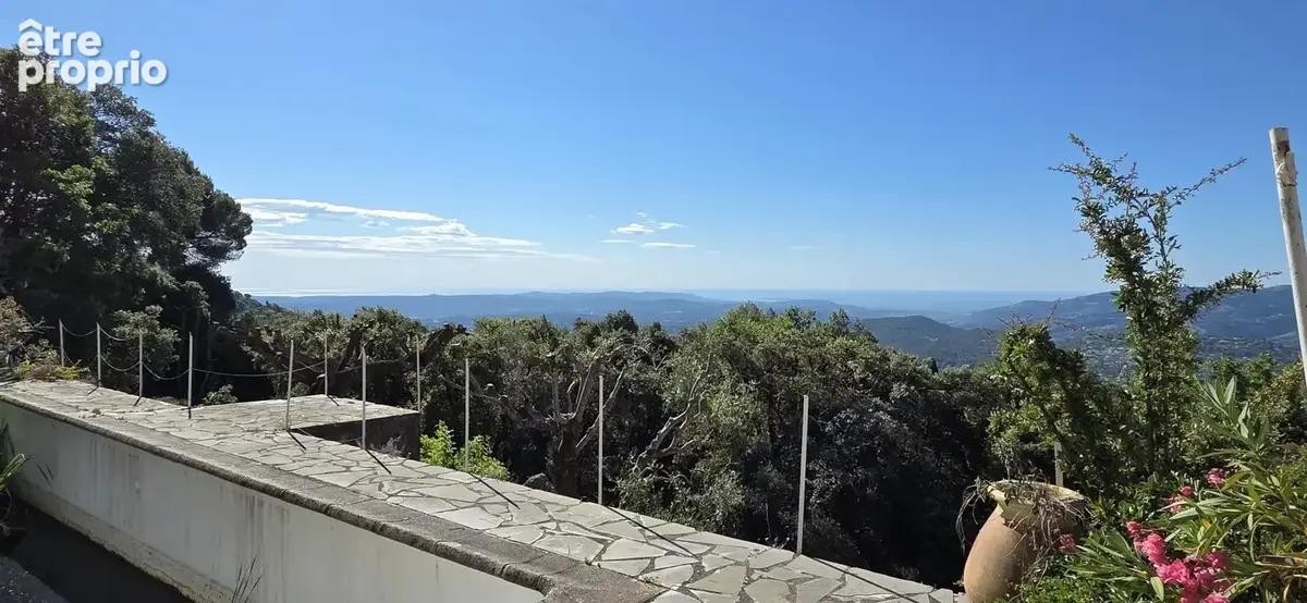 Photo Maison à Speracedes au prix de 1 195 000€