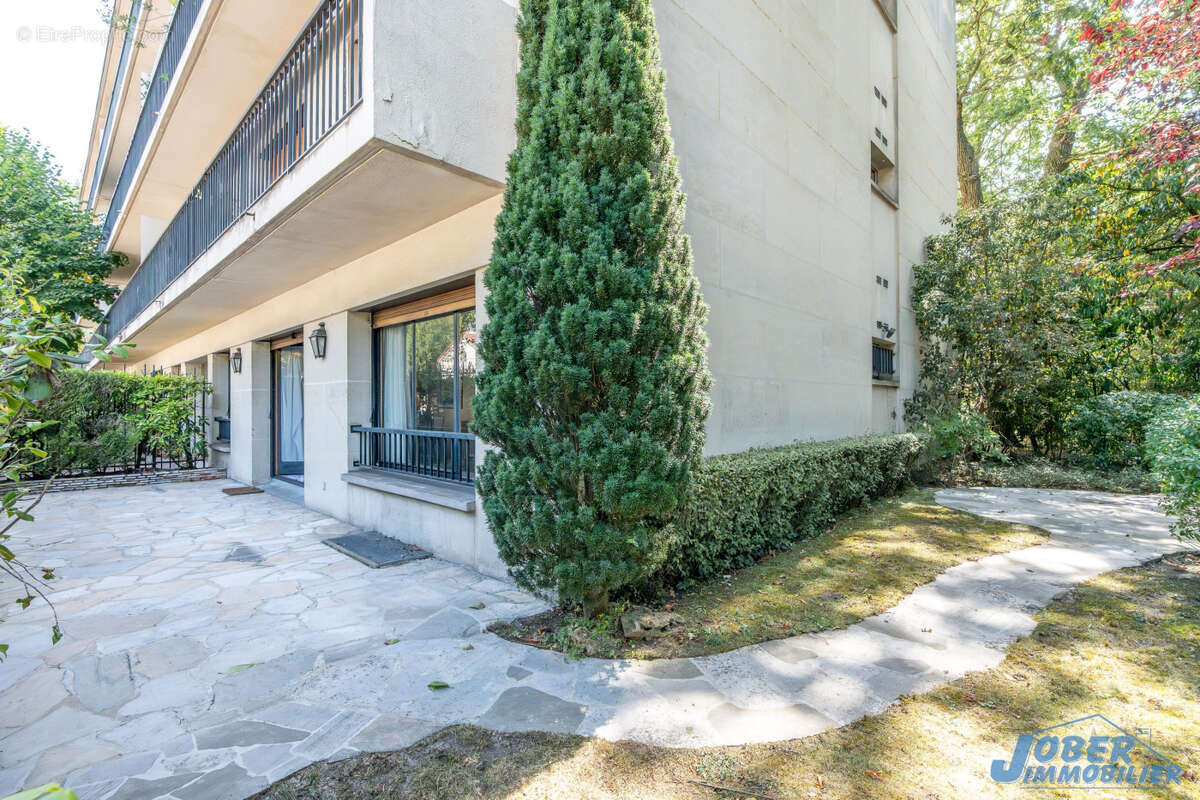 Appartement à NOGENT-SUR-MARNE