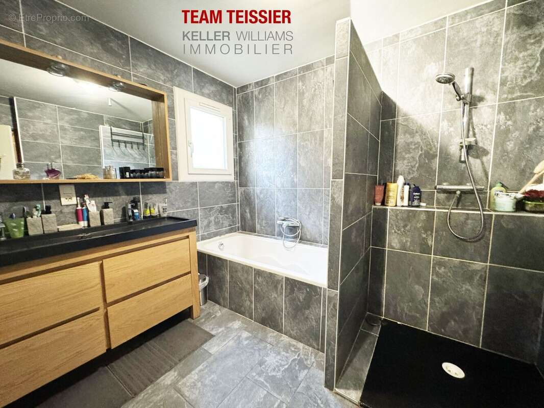 Appartement à SALON-DE-PROVENCE