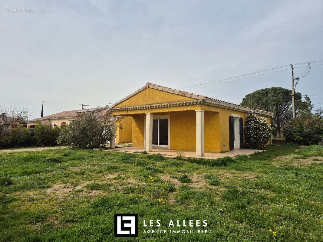 Maison à CLEON-D&#039;ANDRAN