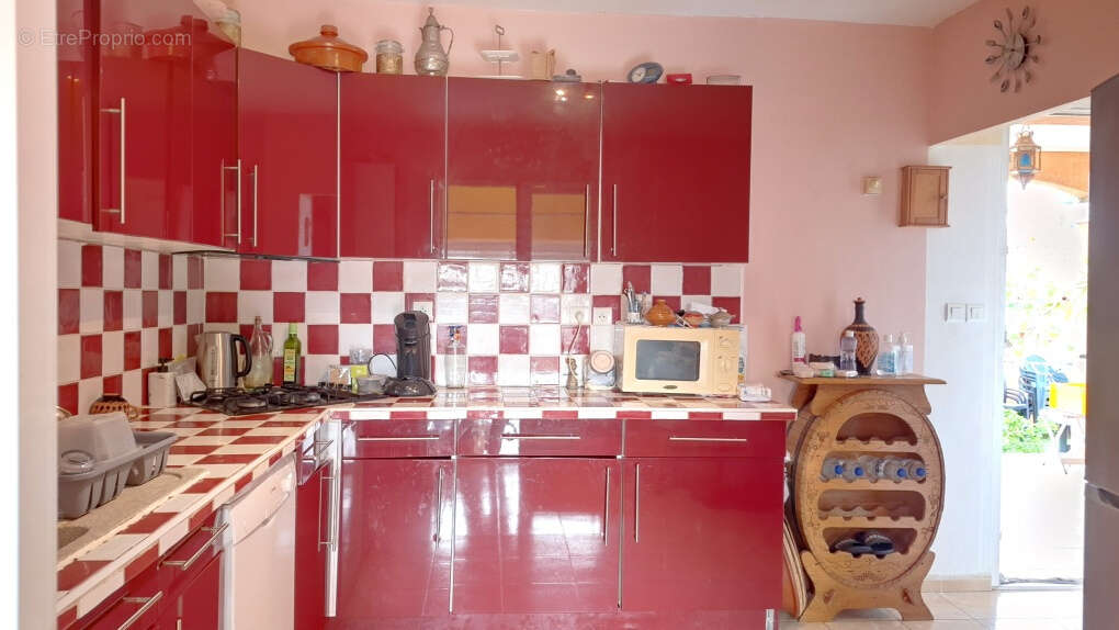 Maison à SAINT-GILLES