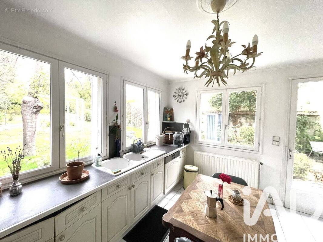 Photo 1 - Maison à BRUNOY