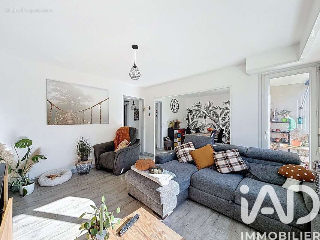 Photo 2 - Appartement à JURANCON