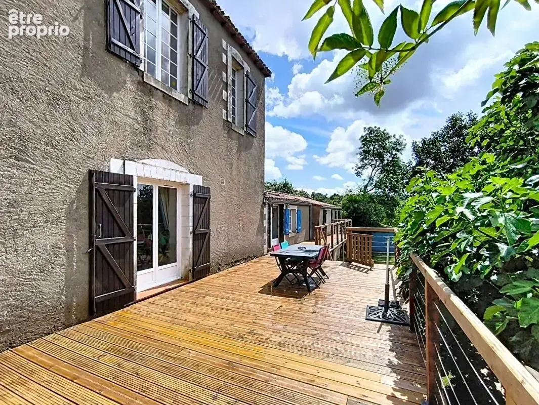 Maison bourgeoise Divatte Sur Loire 7 pièces 234 m2 - photo 3