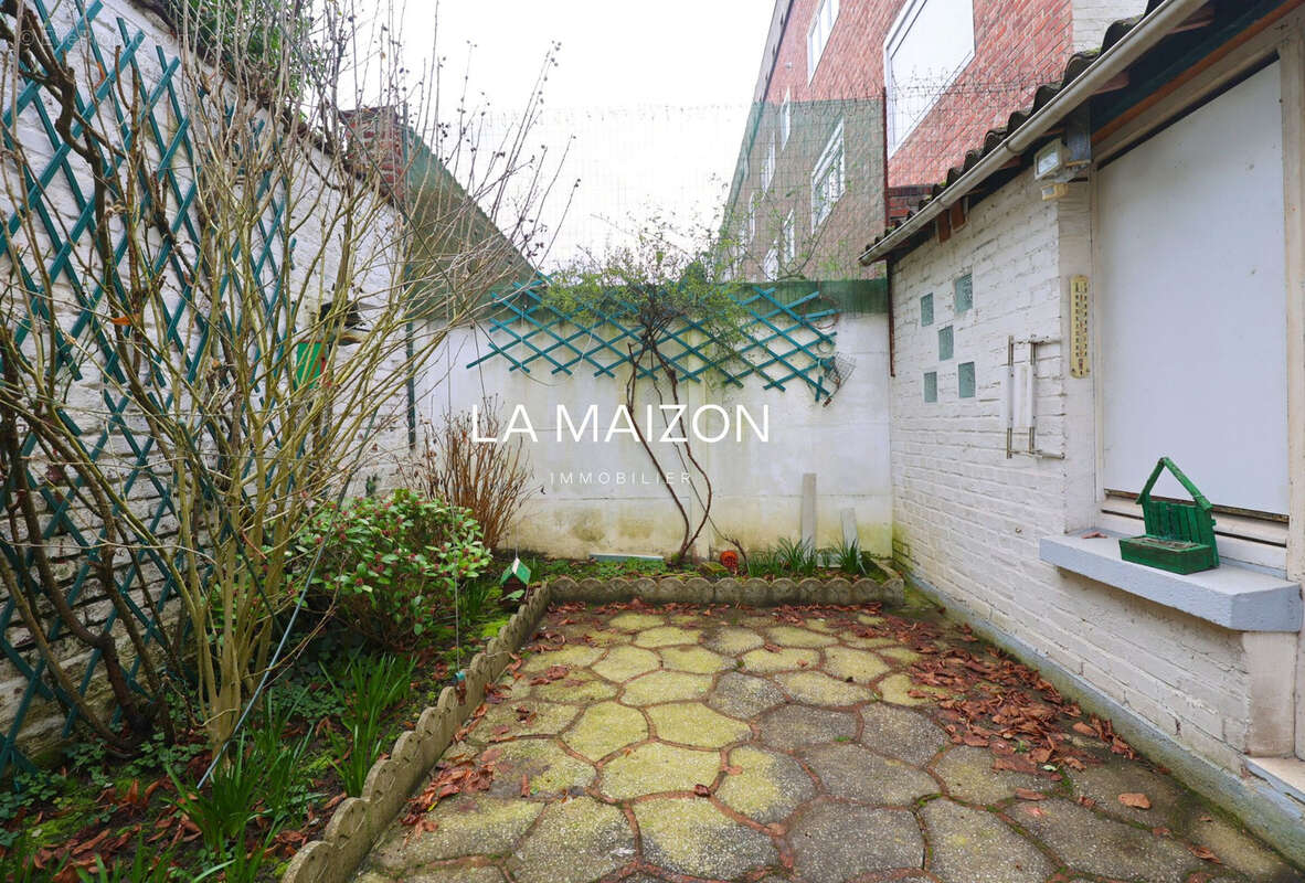 Maison à LA MADELEINE