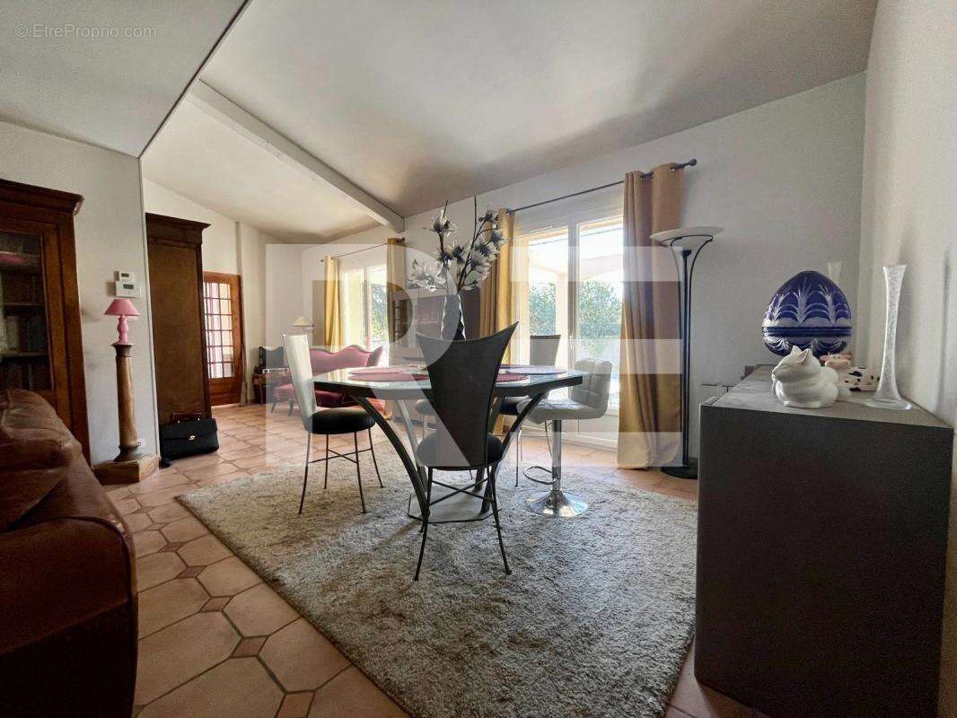 Maison à AIGUES-MORTES