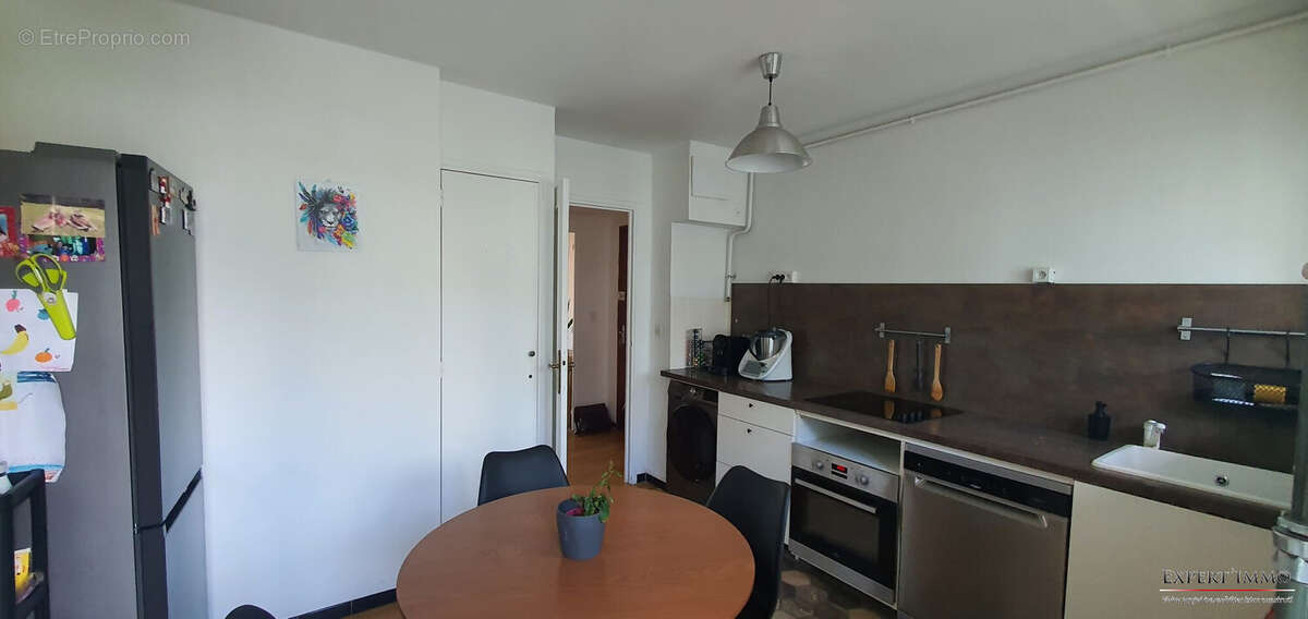 Appartement à LA VALETTE-DU-VAR