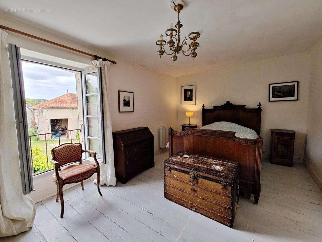 Maison à MAZERAY