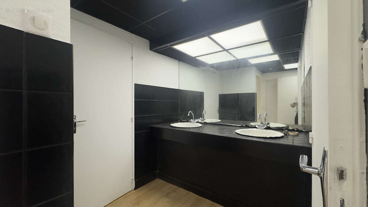Local commercial / bureaux à vendre   121 m2   vandœuvre village - photo 7