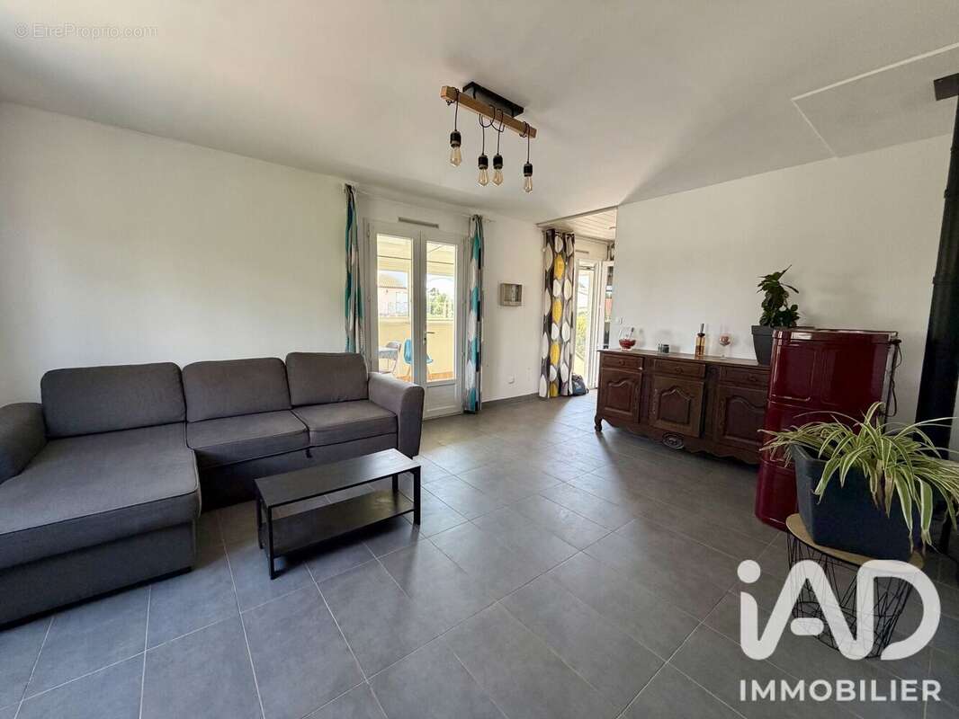 Maison 84 m² à Saurais  - photo 6