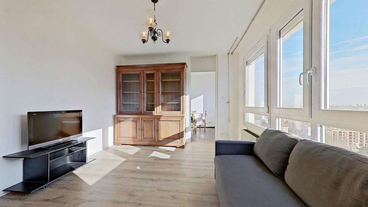 Appartement à OULLINS