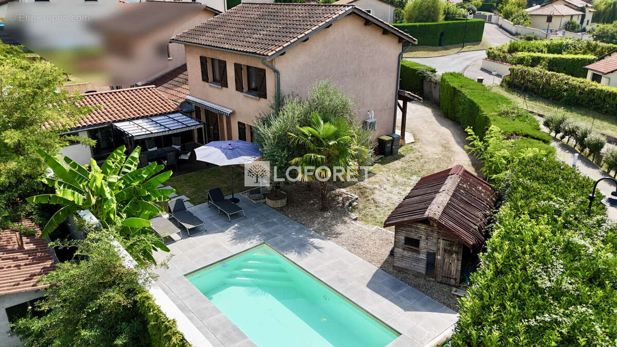 Maison à SAINT-DIDIER-DE-FORMANS