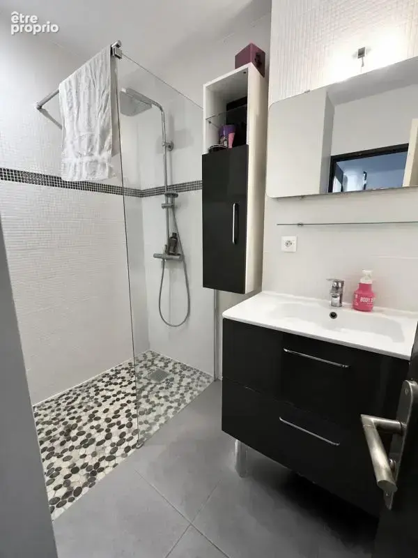 Appartement T3 de 65 m² situé à Cenon - photo 11