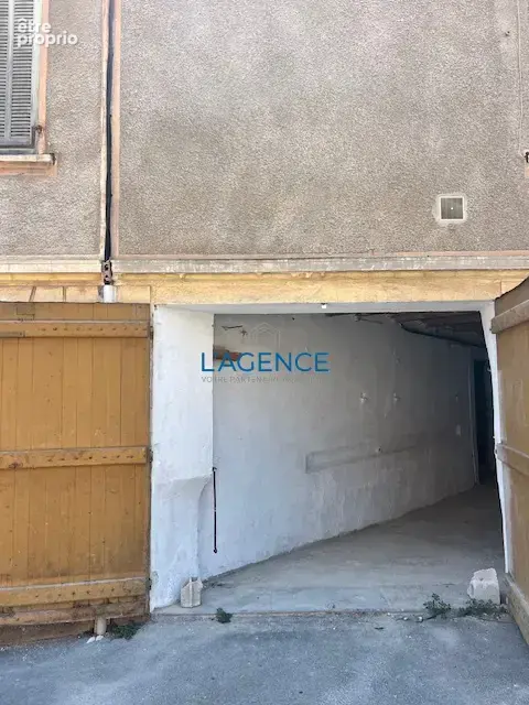 Autre à HYERES