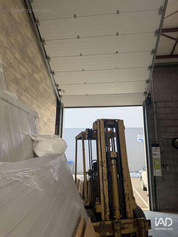 Photo 9 - Commerce à BRIE-COMTE-ROBERT