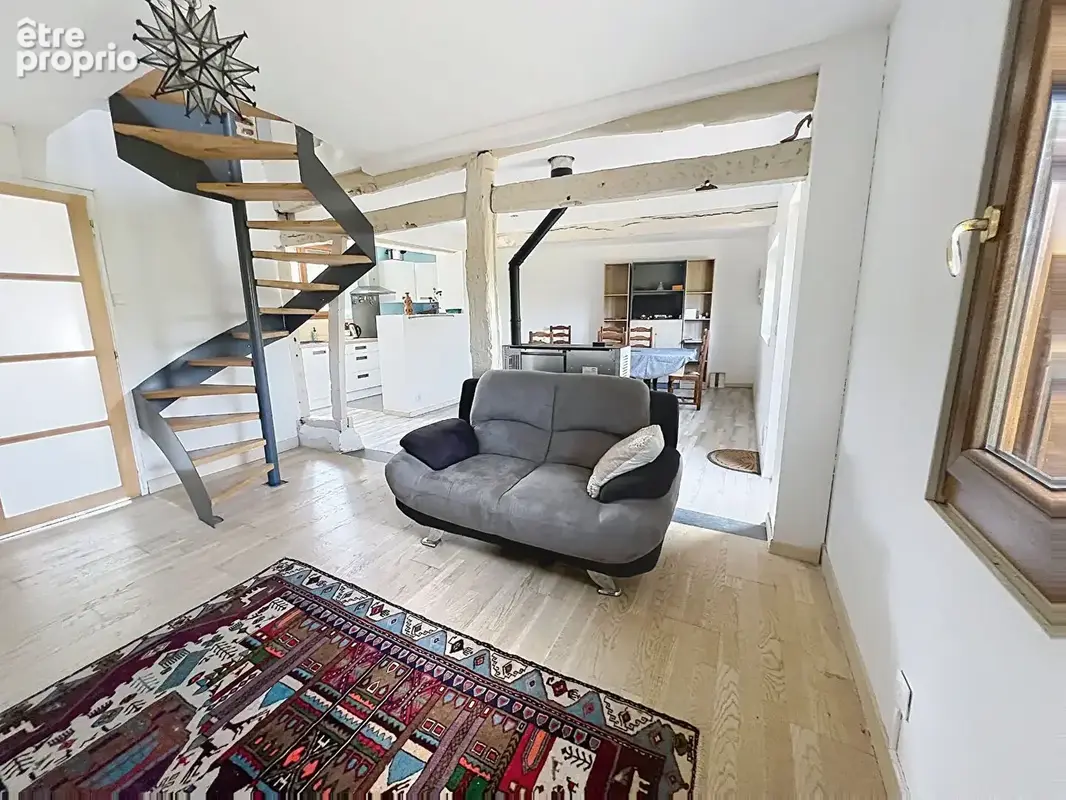 Maison de caractère sur 4 150m2 de terrain - photo 4