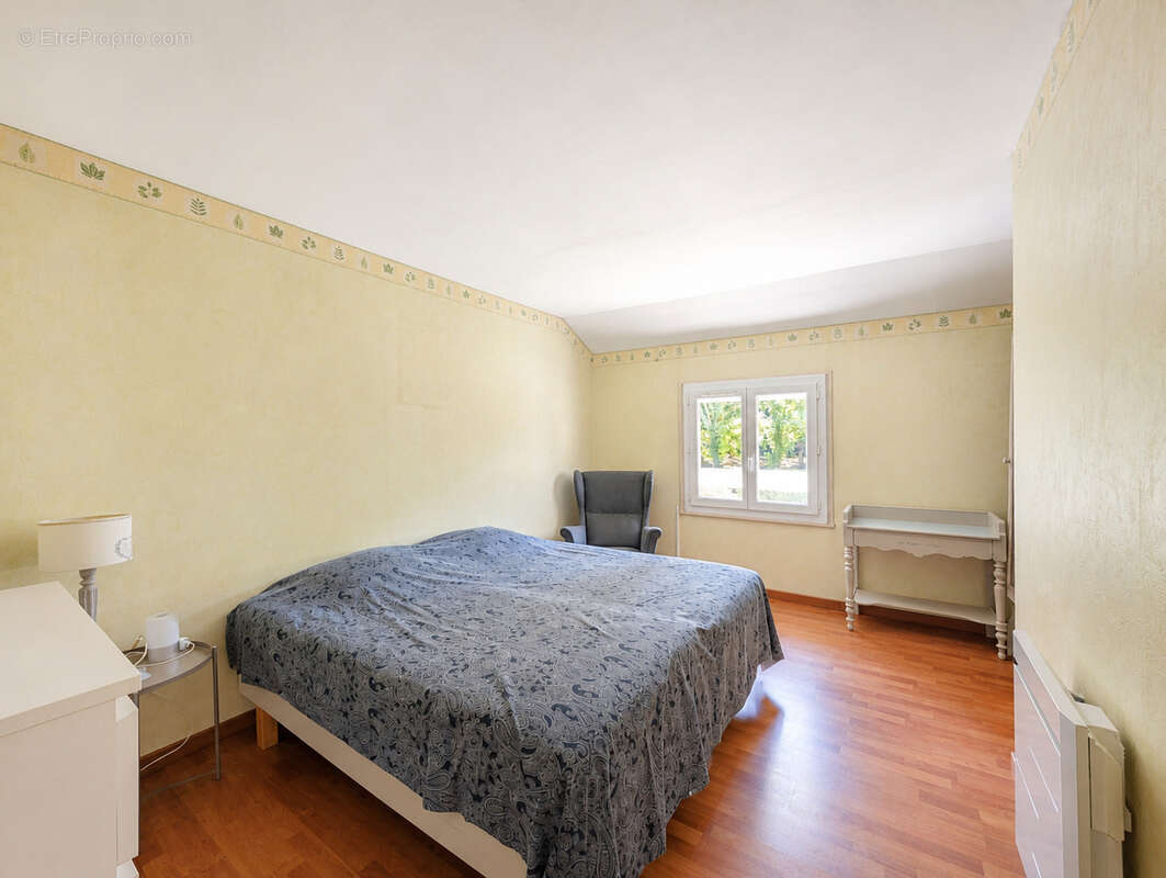 Maison 97 m2 + jardin clos   Impasse calme - photo 9