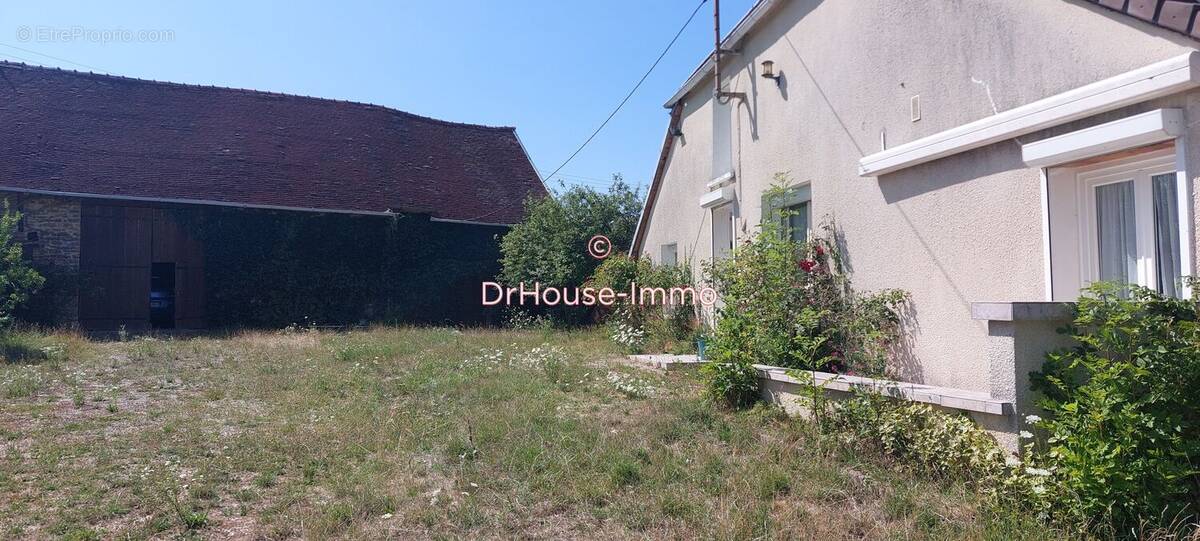 Maison à RUMILLY-LES-VAUDES