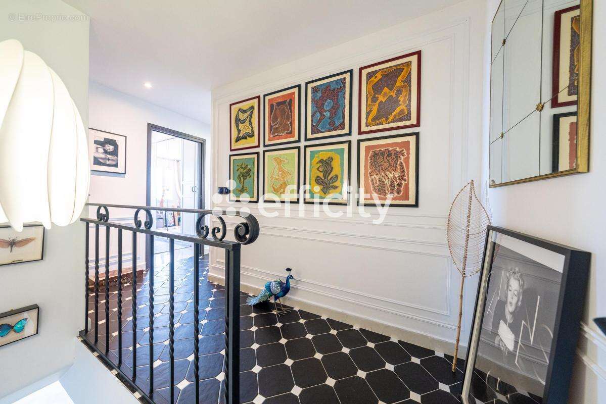 Maison 130 m² à Vallauris  - photo 6