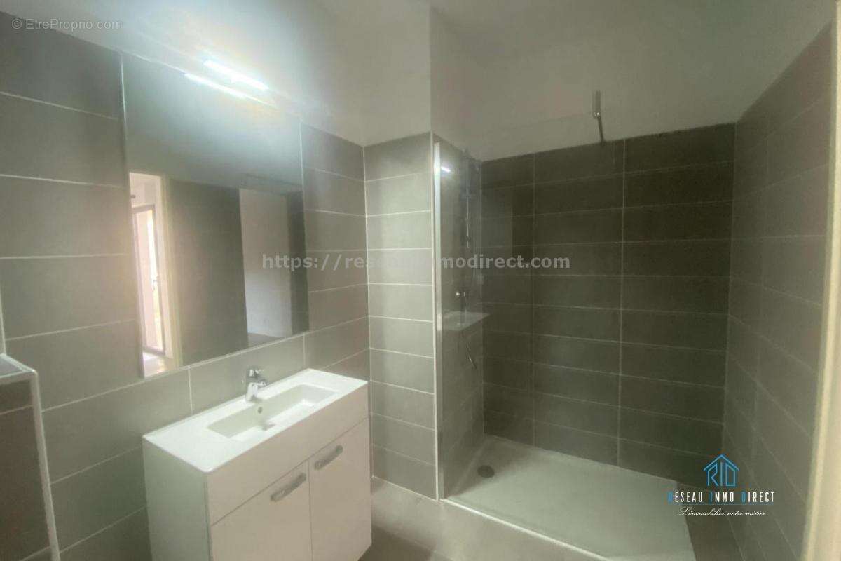 Appartement à SAINT-RAPHAEL