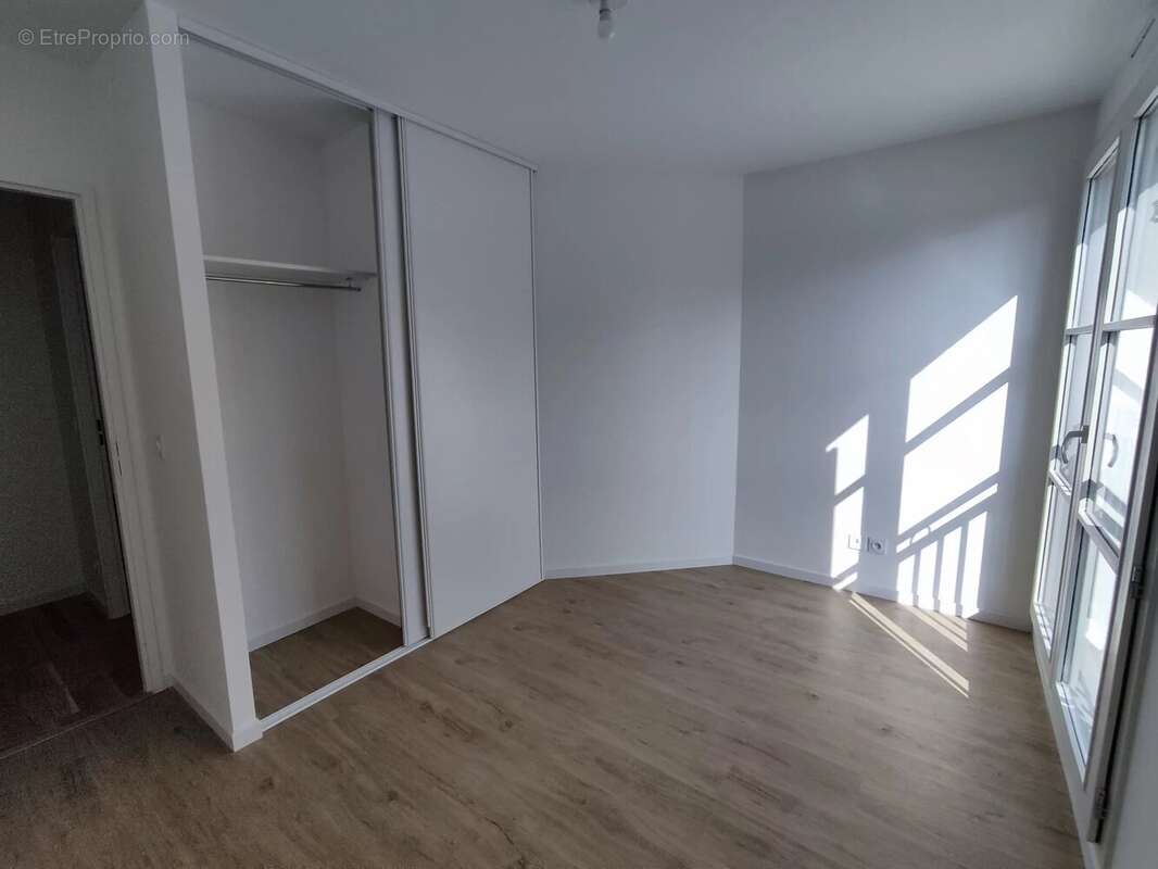 Appartement à LAMORLAYE
