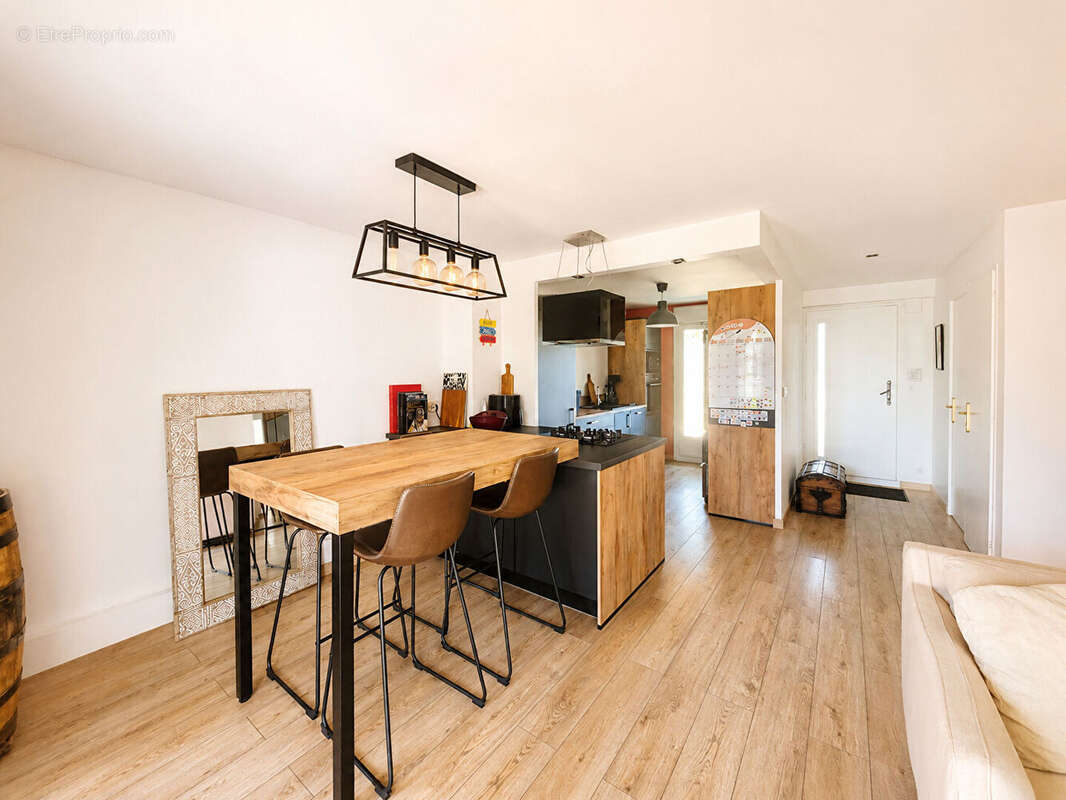 Appartement à SAINT-BARTHELEMY-D'ANJOU