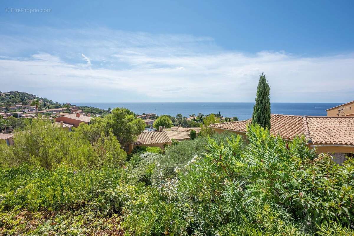 Maison à THEOULE-SUR-MER