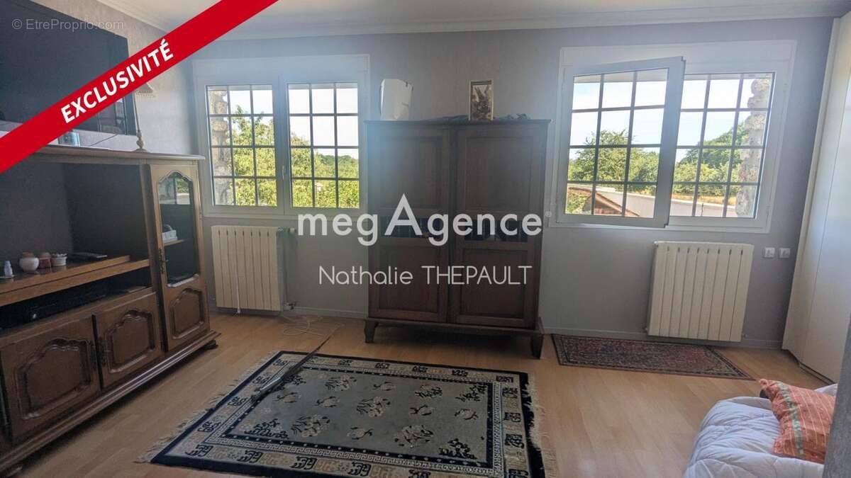 GUERNES (78520) – Élégante propriété familiale de 230 m² - photo 10