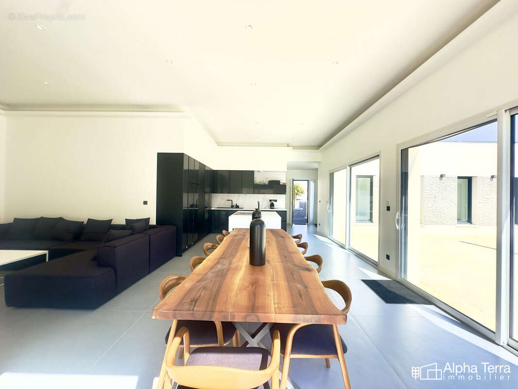 Maison 142 m² à Conteville  - photo 4