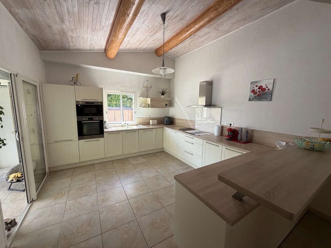 Maison à UZES