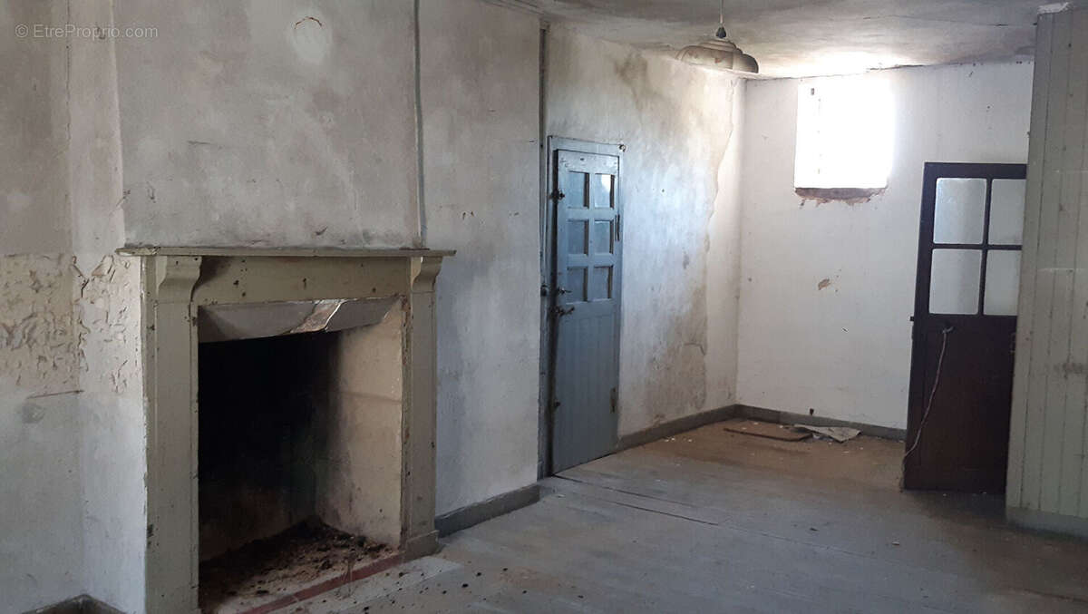 Maison à SAINT-PIERRE-DES-LANDES