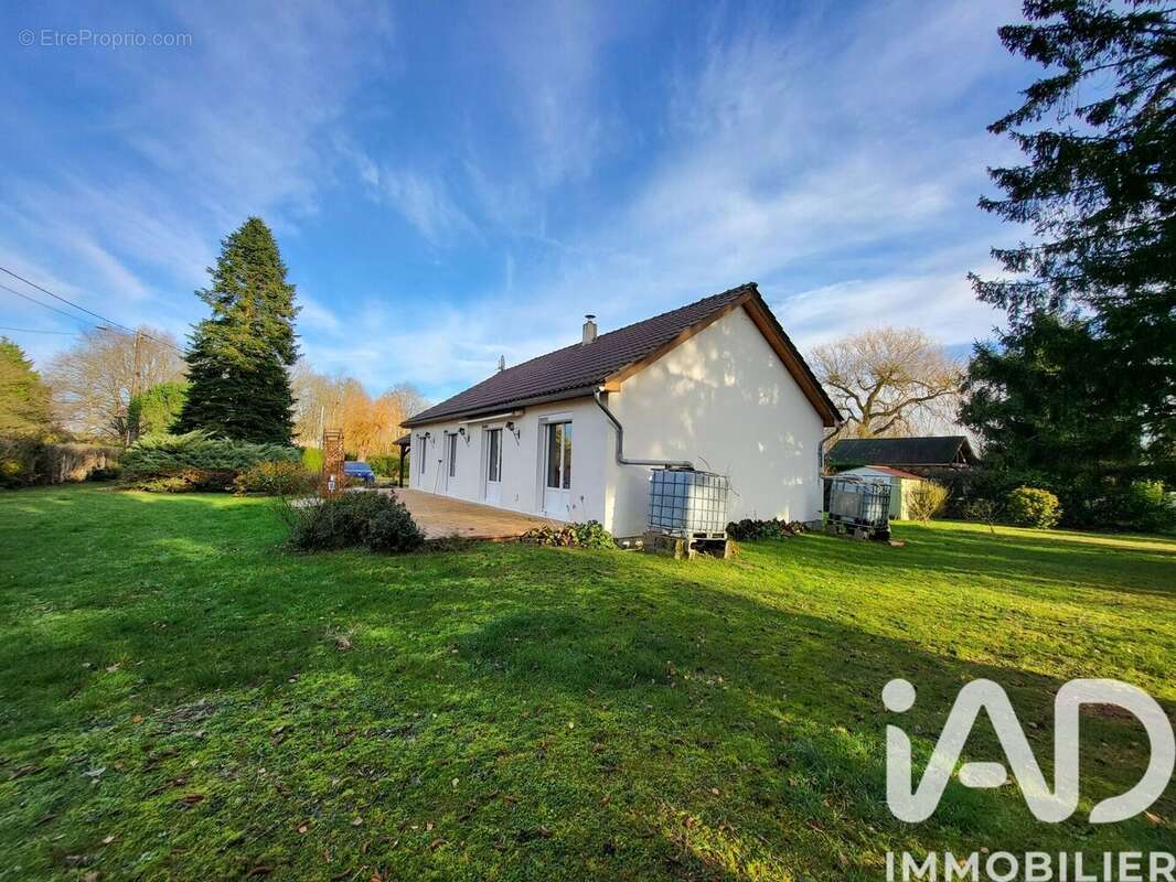 Photo 2 - Maison à NOYERS