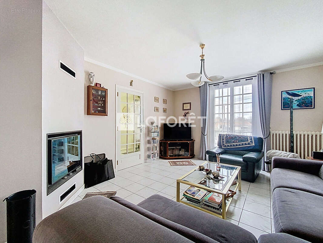 Maison à SAINT-LEGER-SOUS-CHOLET