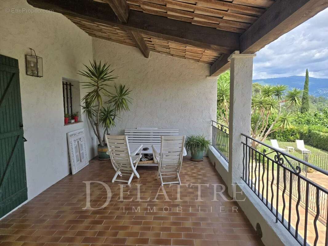 Maison à MOUANS-SARTOUX