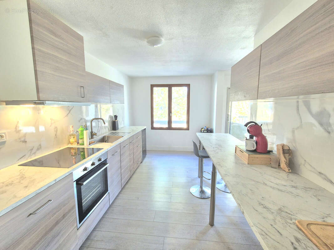 Appartement à HYERES