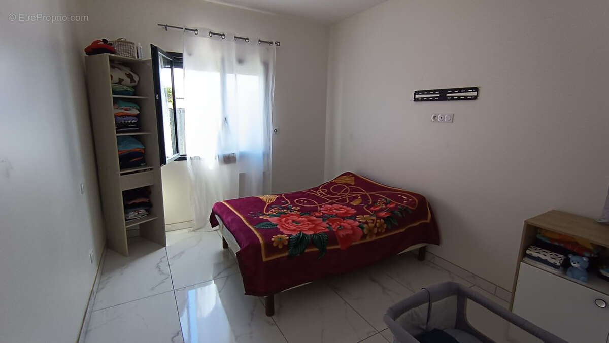 Maison à LEZIGNAN-CORBIERES