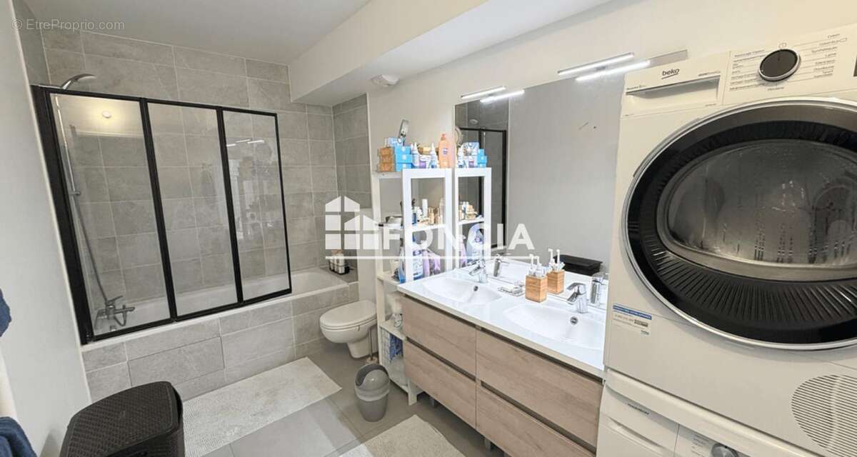 Appartement à AUBERVILLIERS