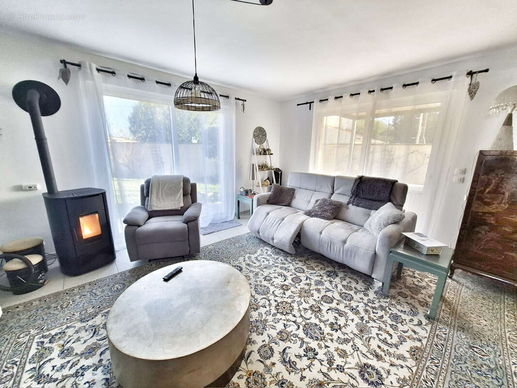 Maison à MERY-SUR-OISE