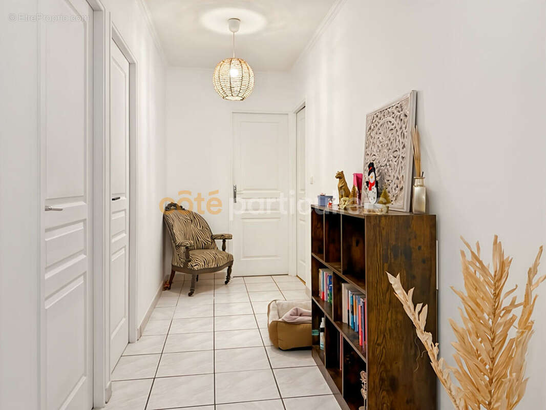 Appartement à BRIE-COMTE-ROBERT