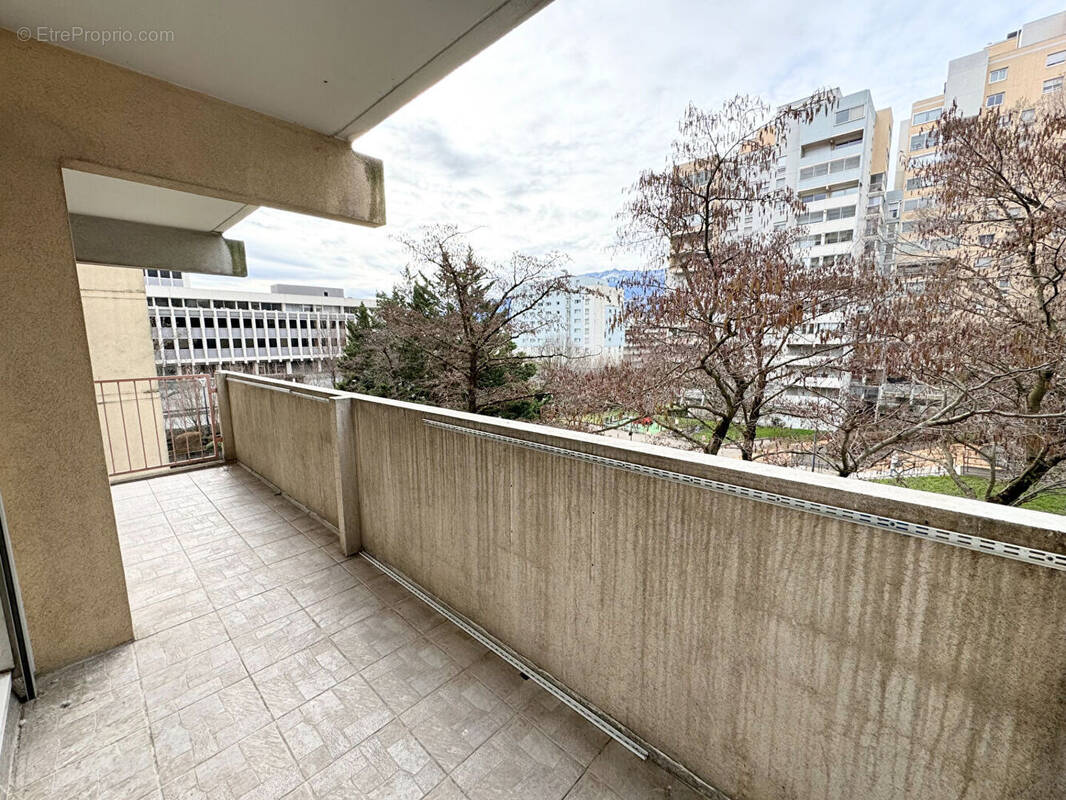 Appartement à GRENOBLE