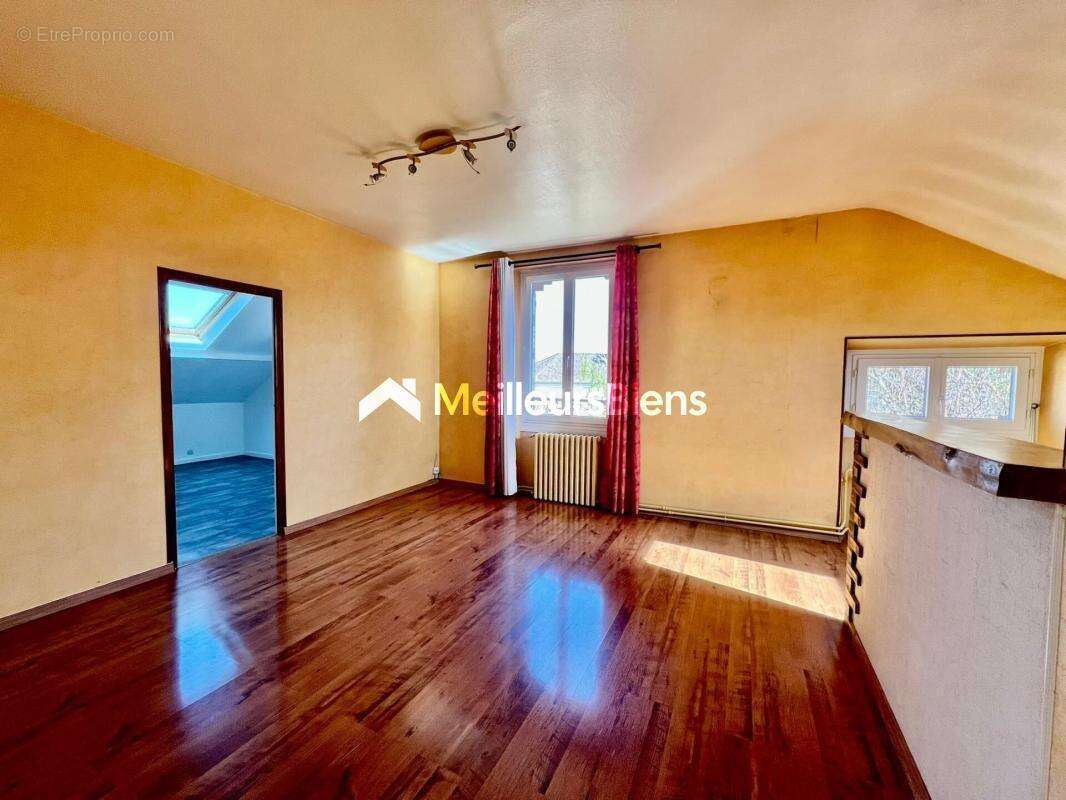 Appartement à SENS