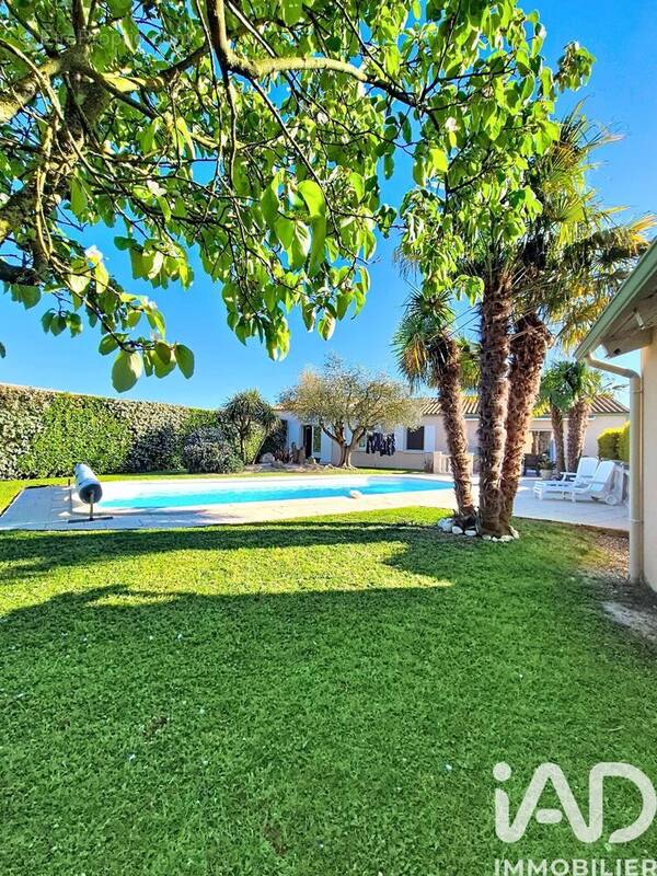 Photo 1 - Maison à NUAILLE-D'AUNIS