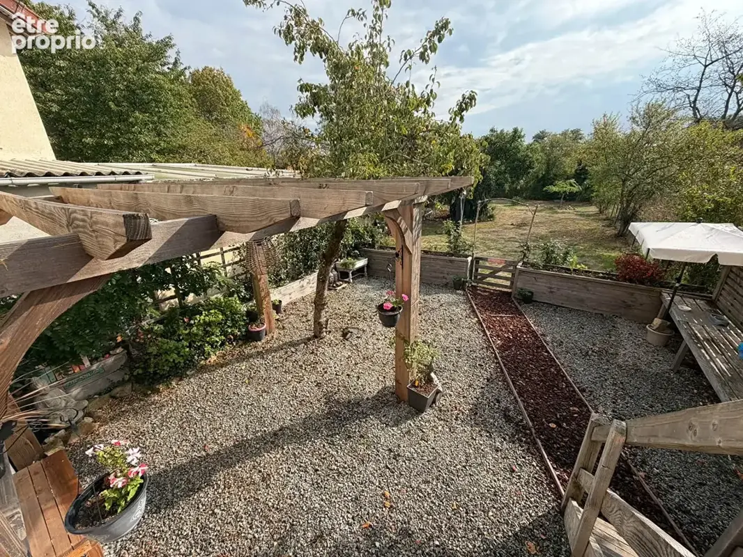 HAUTE VIENNE - Charmante Maison de Village Entièrement Rénovée - photo 2