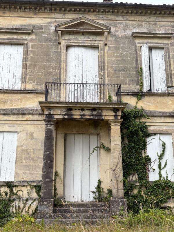 Propriété d'Exception : Le charme néo-classique proche de Sauveterre de Guyenne - photo 3