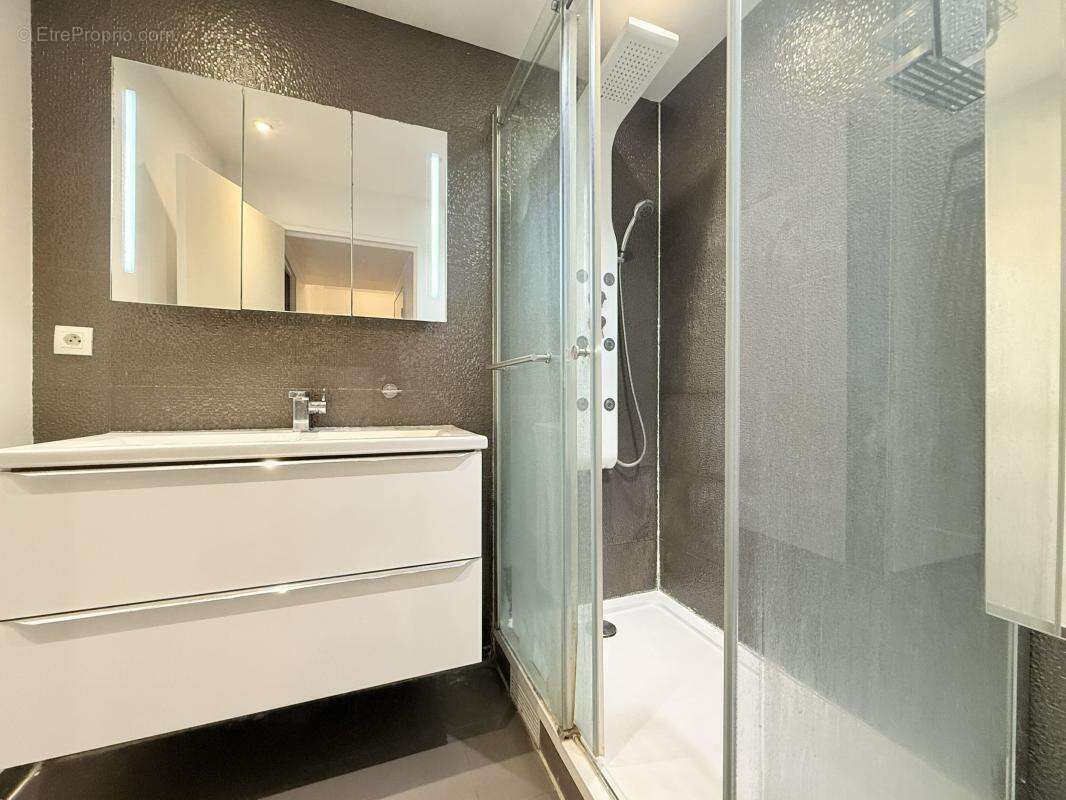 Appartement à VANVES