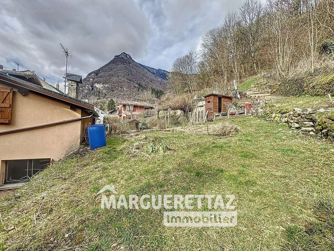 Appartement à TANINGES
