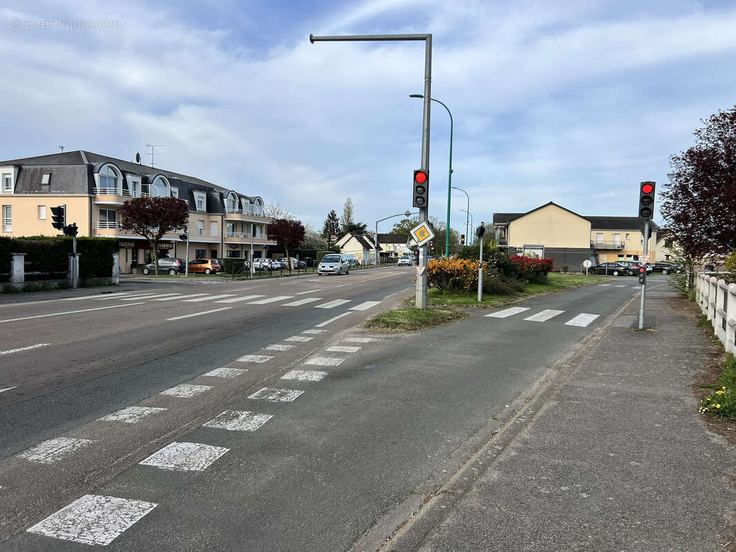 Terrain à SAINT-SEBASTIEN-DE-MORSENT