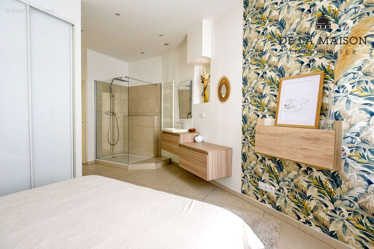 Appartement à LYON-6E