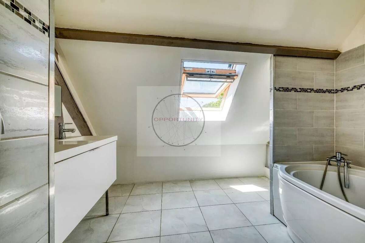 Maison à JOUY-SUR-MORIN