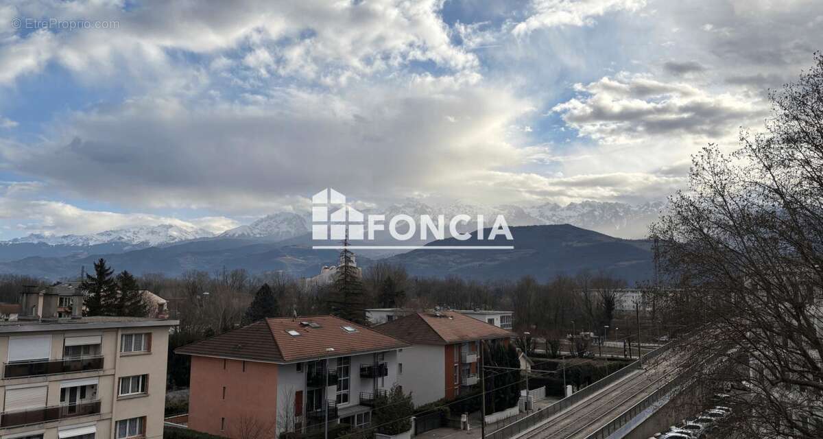 Appartement à LA TRONCHE